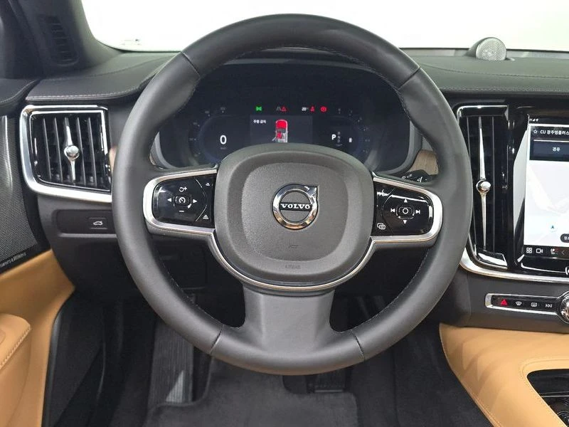 Volvo S90 2.0 Automatic, снимка 13 - Автомобили и джипове - 55975577