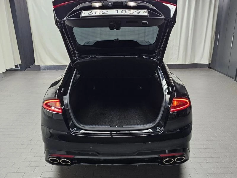 Kia Stinger 2.0 Turbo 2WD| 255к.с., снимка 15 - Автомобили и джипове - 56170113