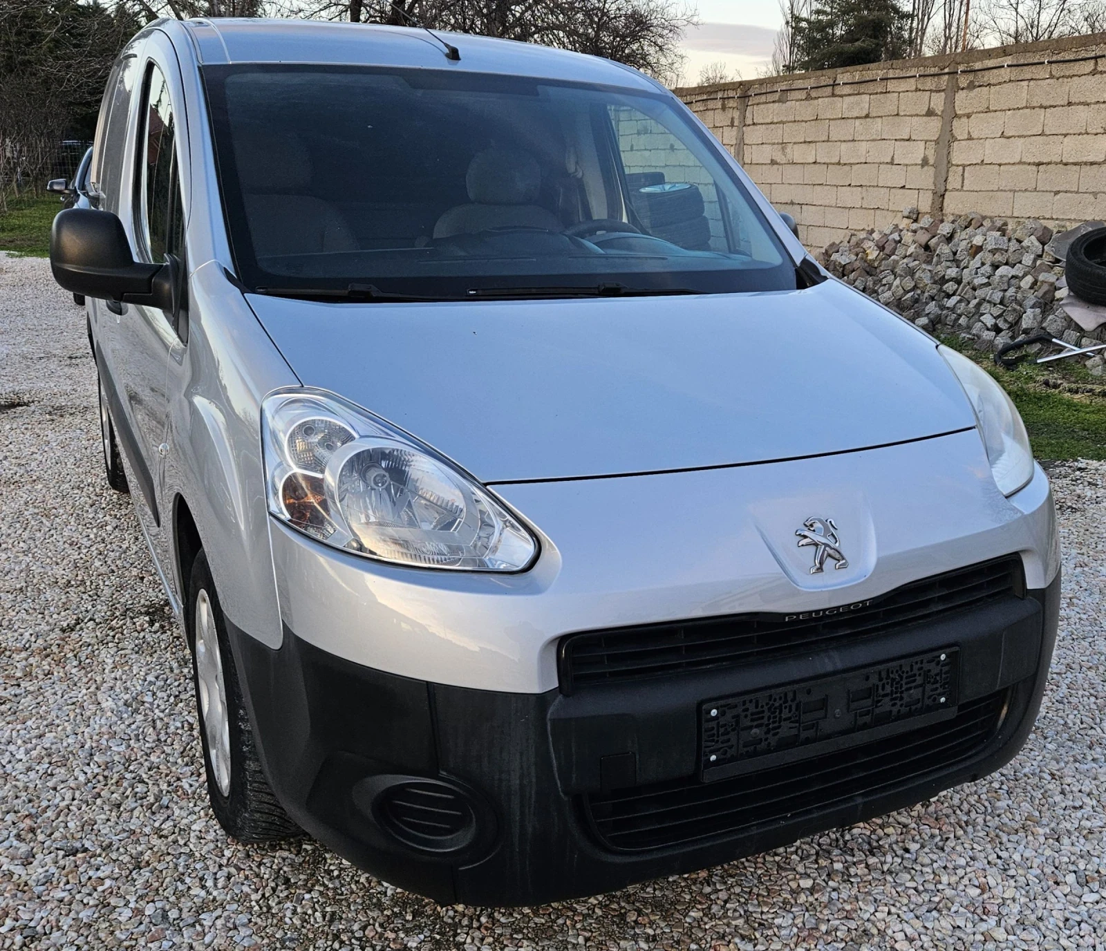 Peugeot Partner 1.6 E-HDI , снимка 1