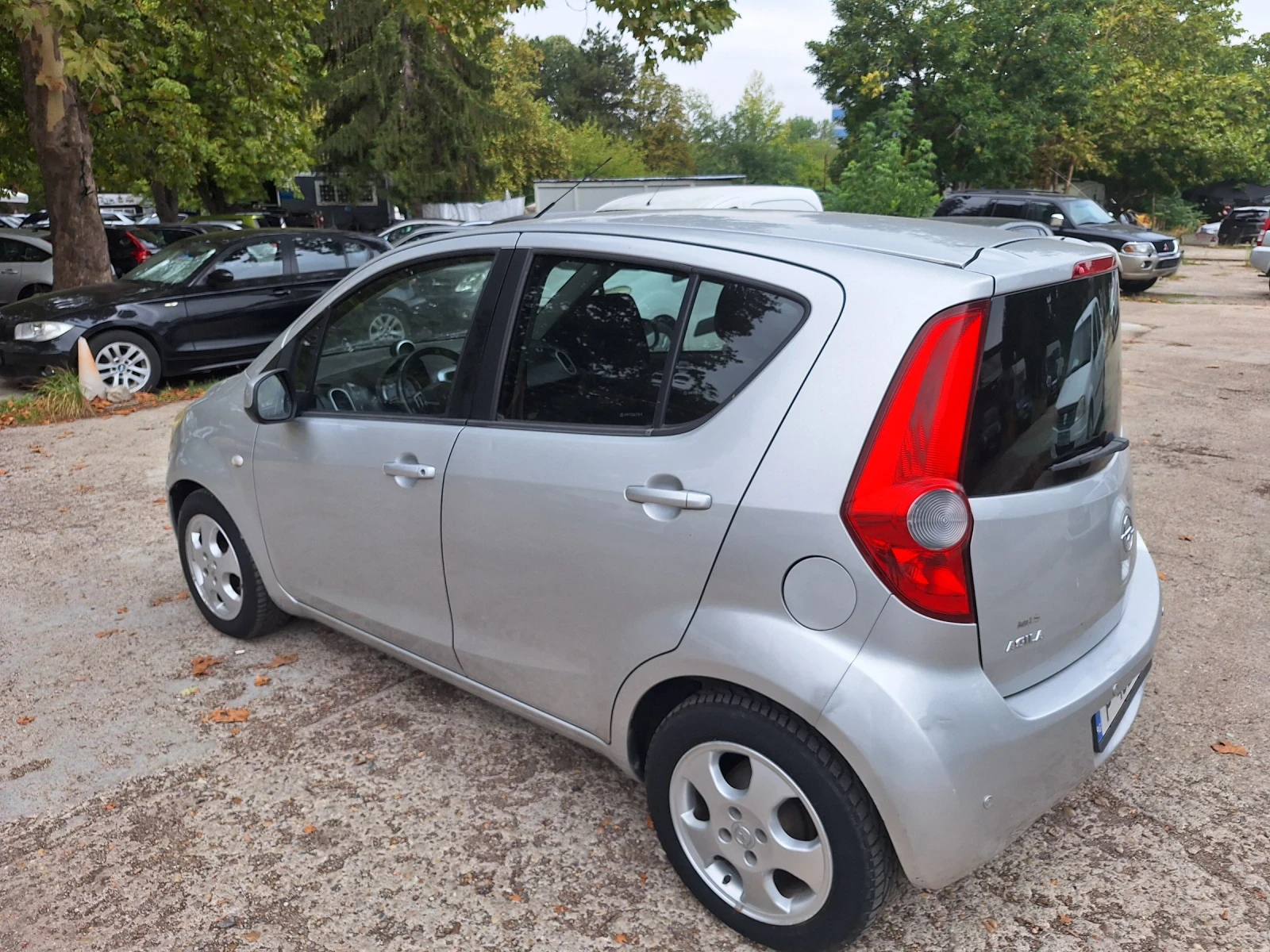 Opel Agila 1.2Бензин-4 цилиндъра - изображение 4