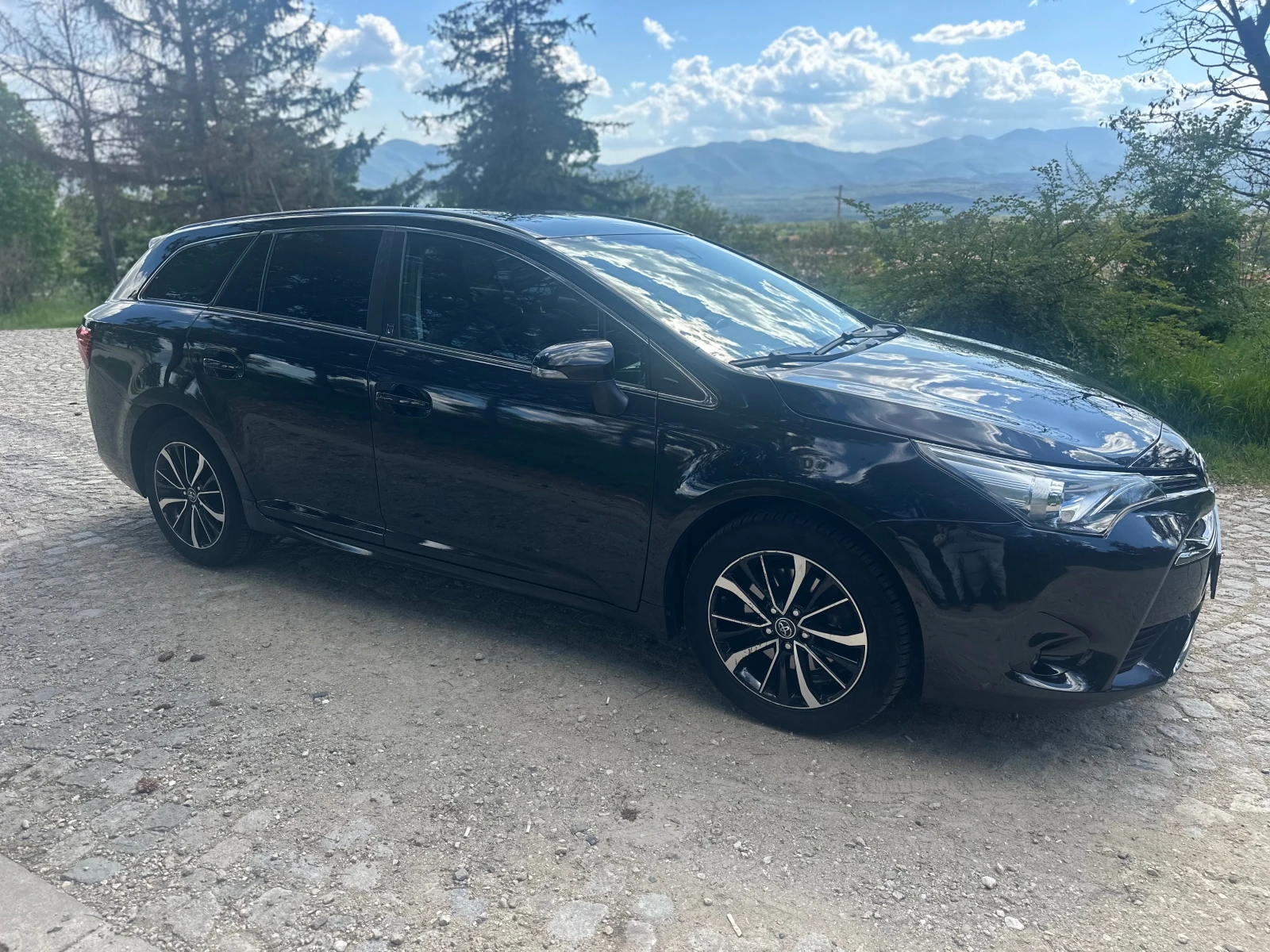 Toyota Avensis 2.0 D4D - изображение 8