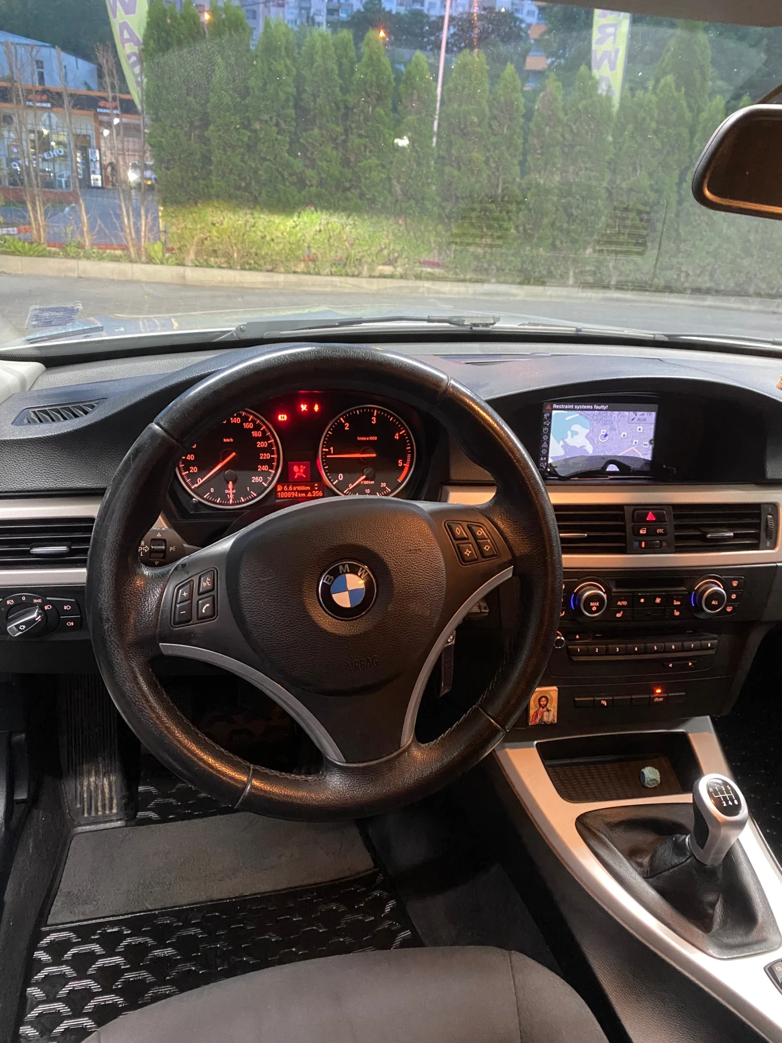 BMW 320  - изображение 10