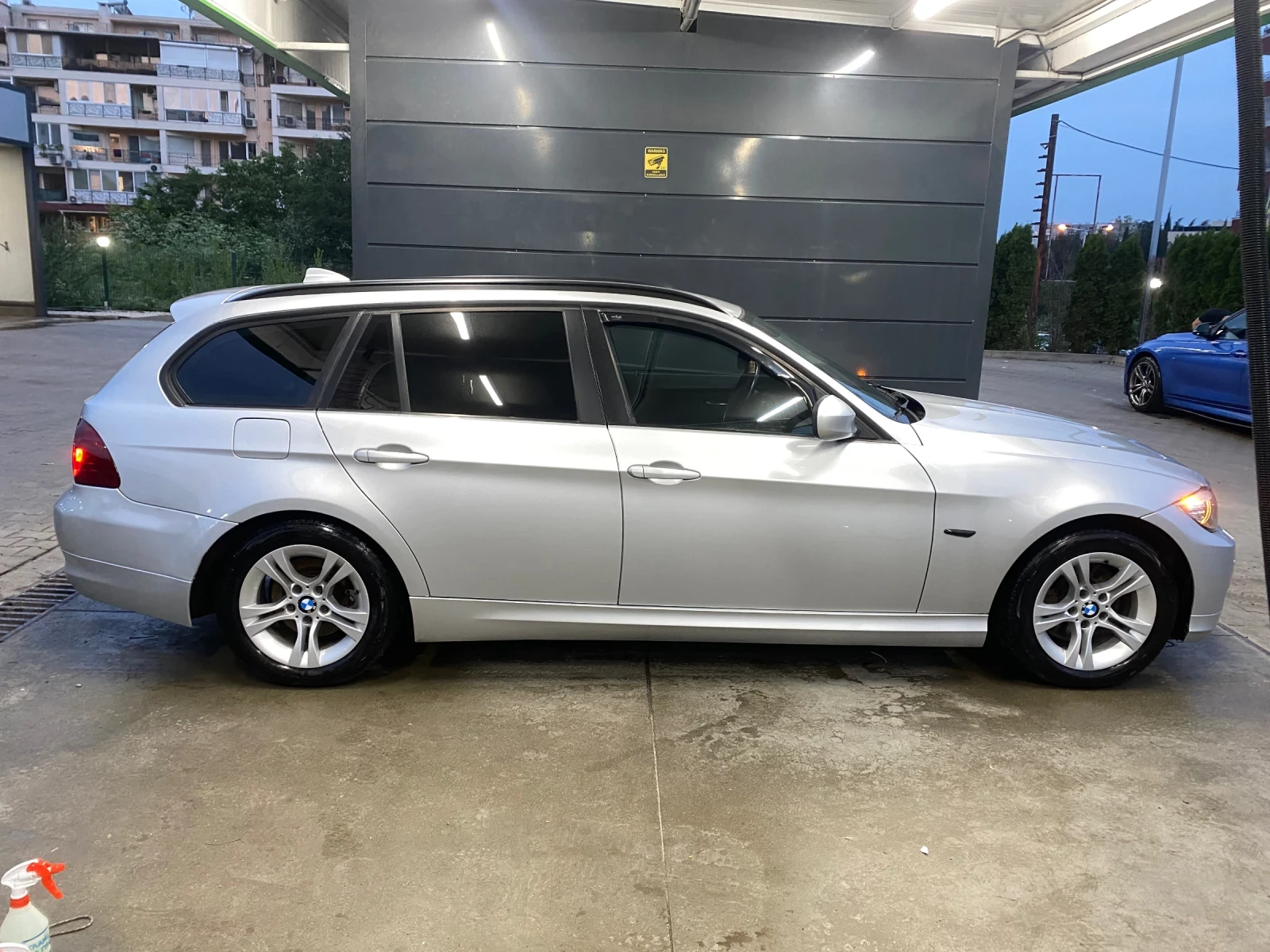 BMW 320  - изображение 4