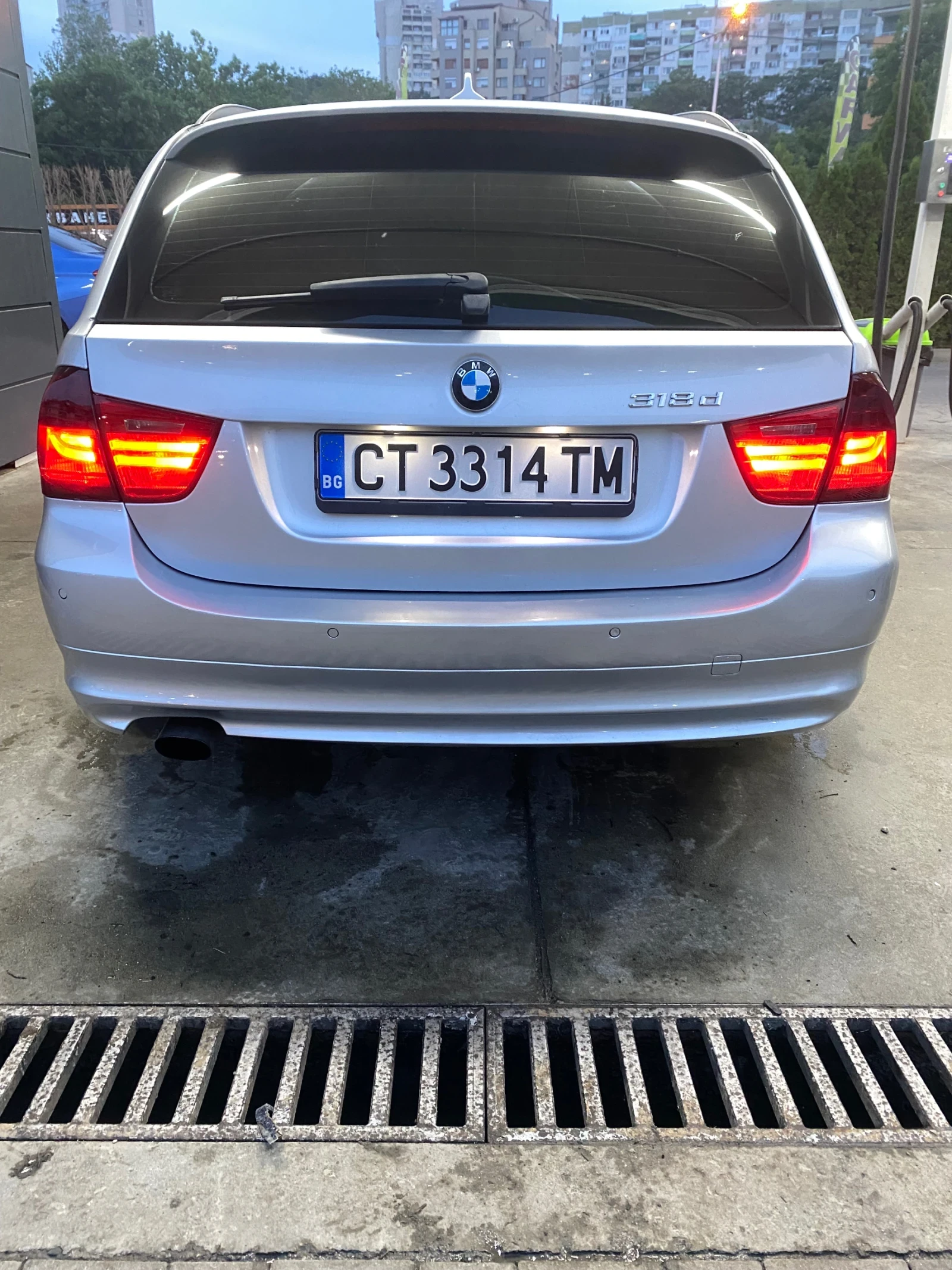 BMW 320  - изображение 5