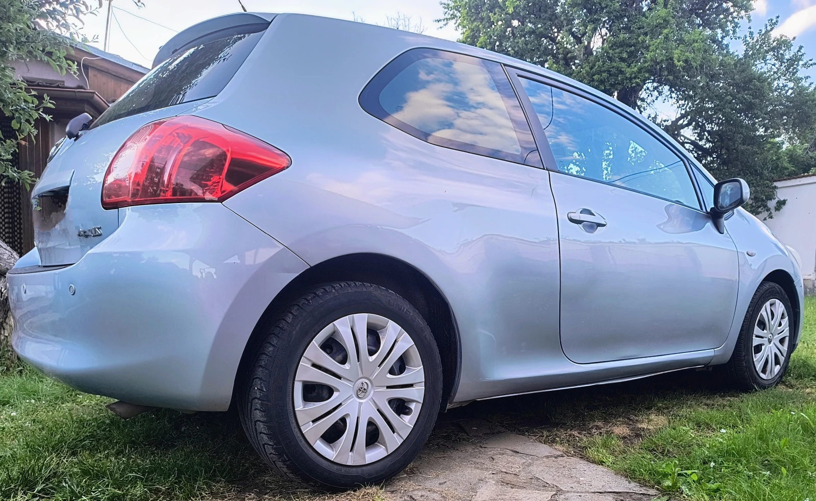 Toyota Auris 1.4 VVTI - изображение 2