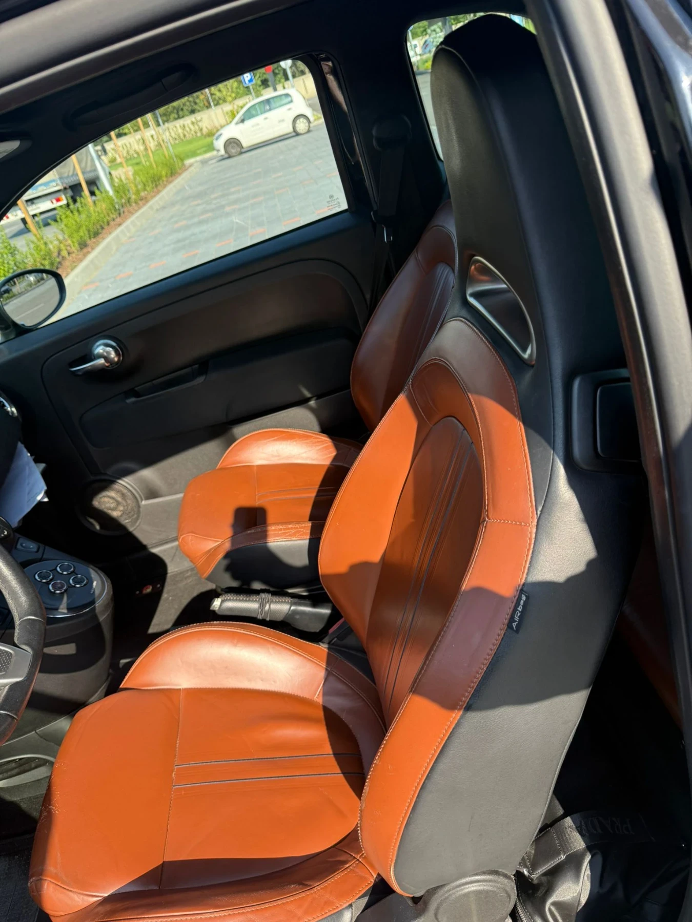 Fiat 500 ABARTH Cabrio Auto  | Mobile.bg — изображение 14