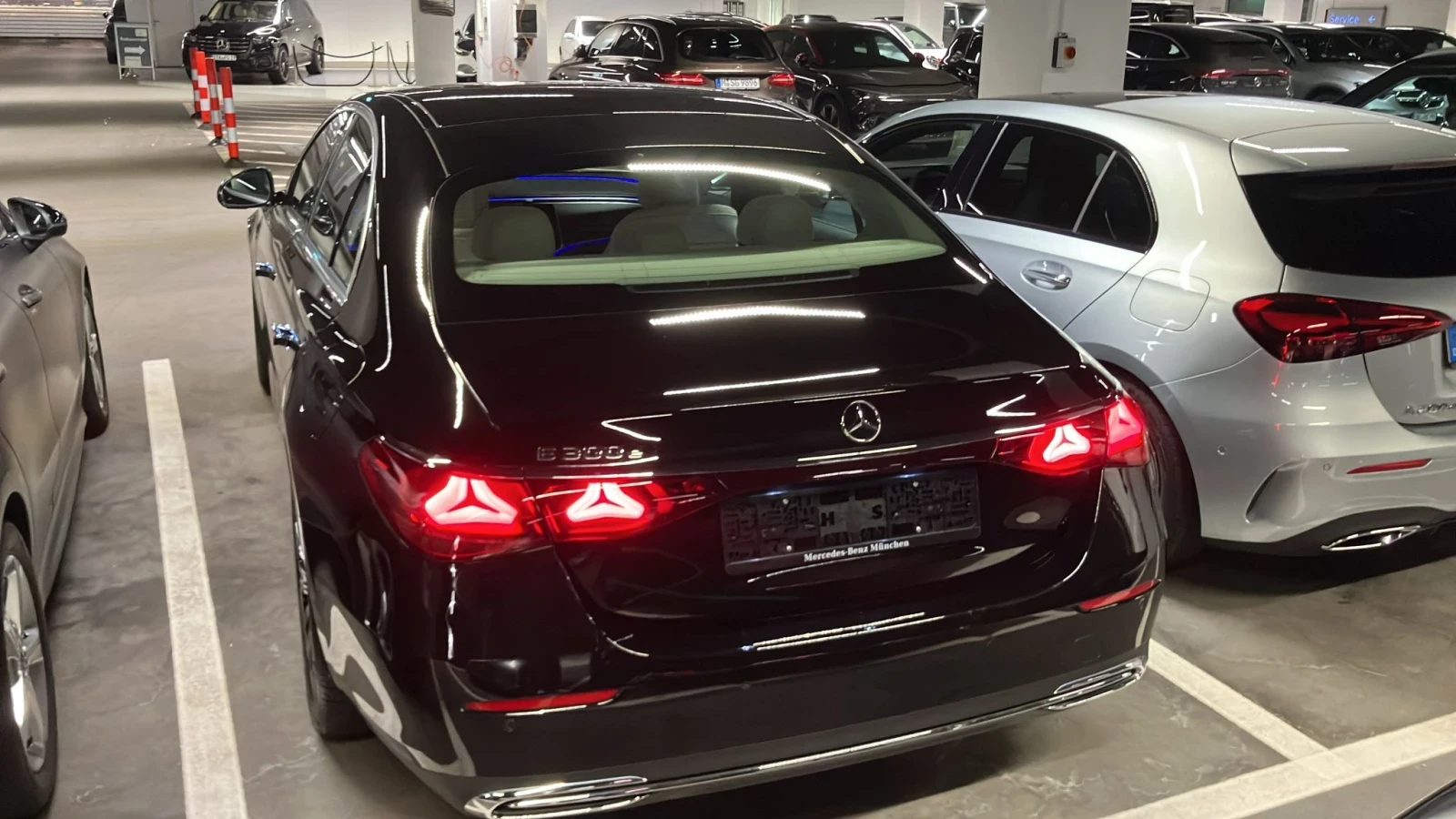 Mercedes-Benz E 300  - изображение 6