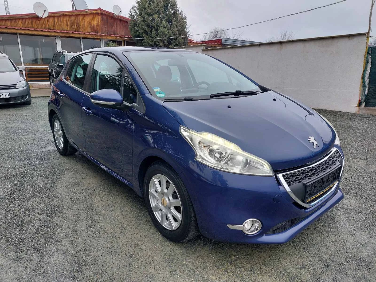 Peugeot 208 1.4Hdi - изображение 3