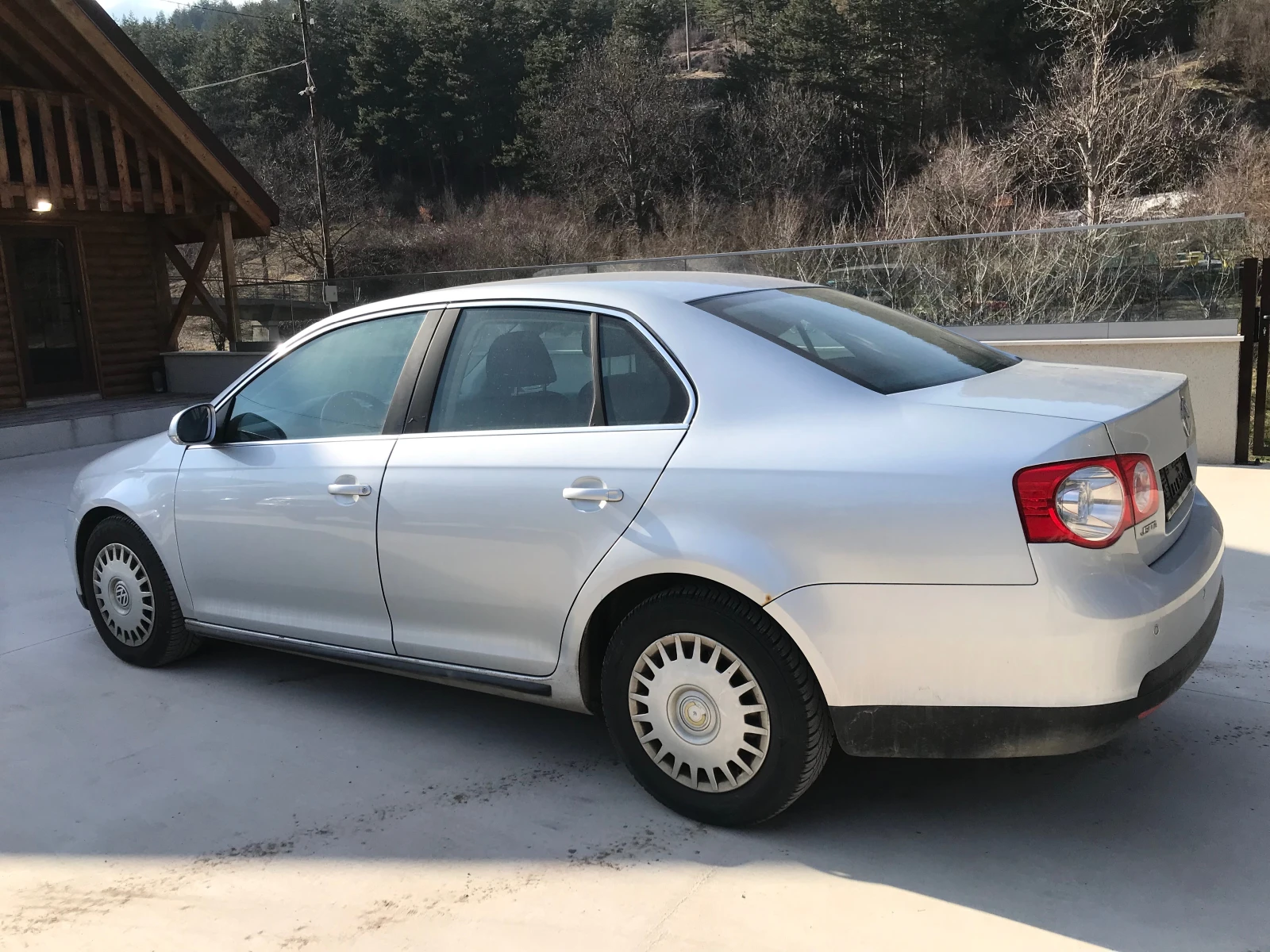 VW Jetta 1, 9tdi.105k.200x.km., снимка 2 - Автомобили и джипове - 53791047