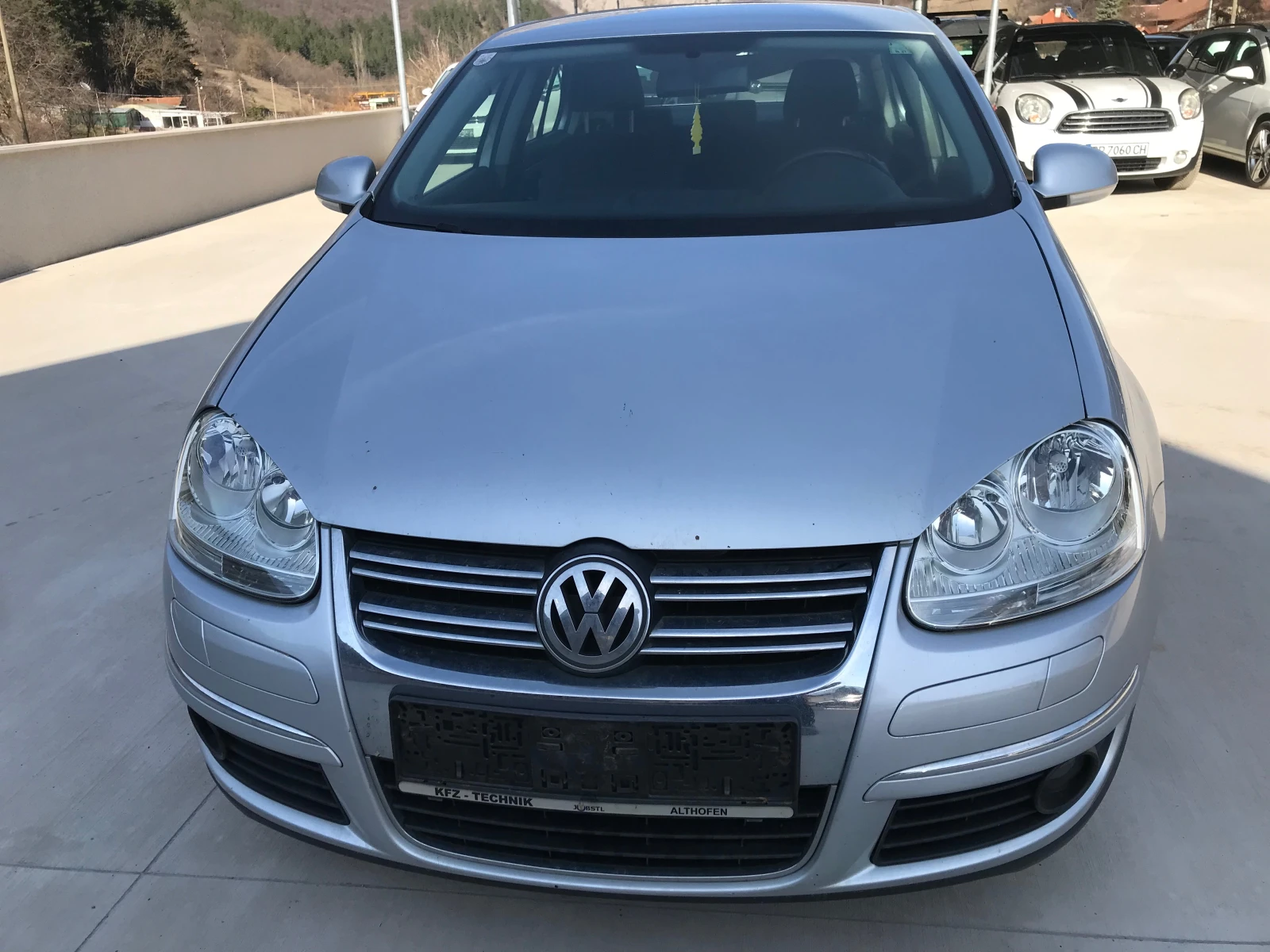 VW Jetta 1, 9tdi.105k.200x.km., снимка 8 - Автомобили и джипове - 53791047