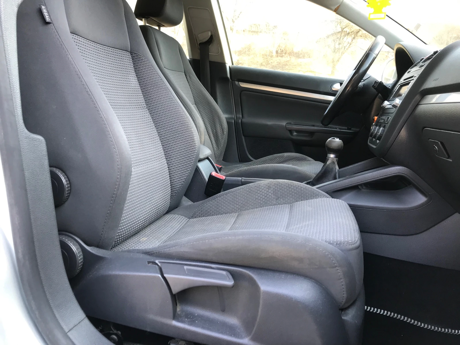 VW Jetta 1, 9tdi.105k.200x.km., снимка 14 - Автомобили и джипове - 53791047