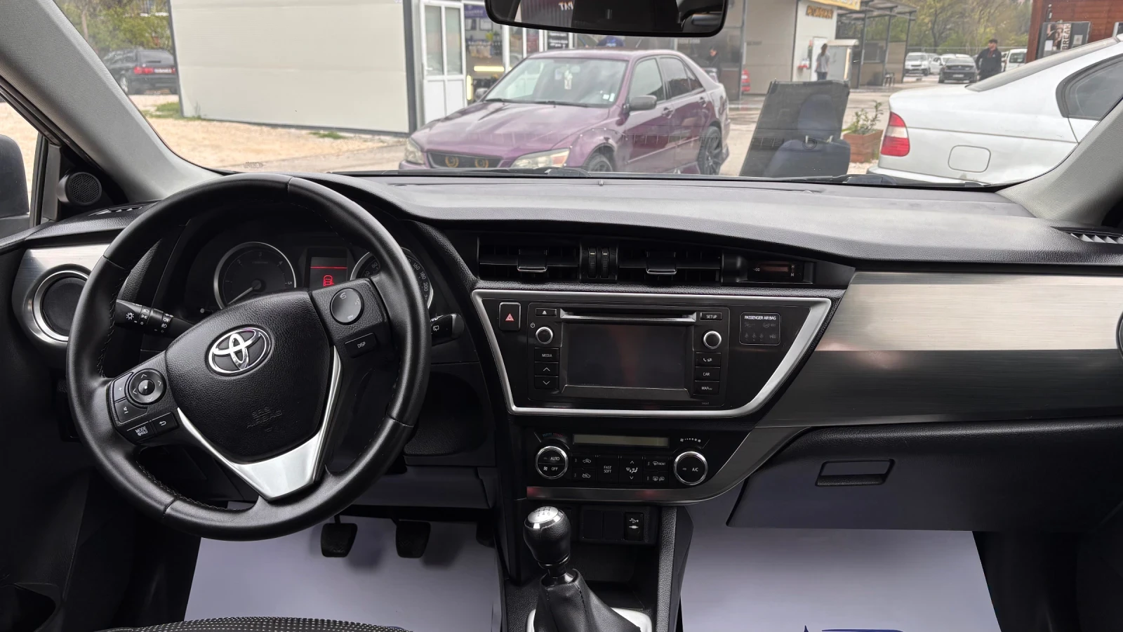 Toyota Auris Нов внос от Италия НАВИГАЦИЯ ПАРКТРОНИК КАМЕРА!!, снимка 8 - Автомобили и джипове - 54221267