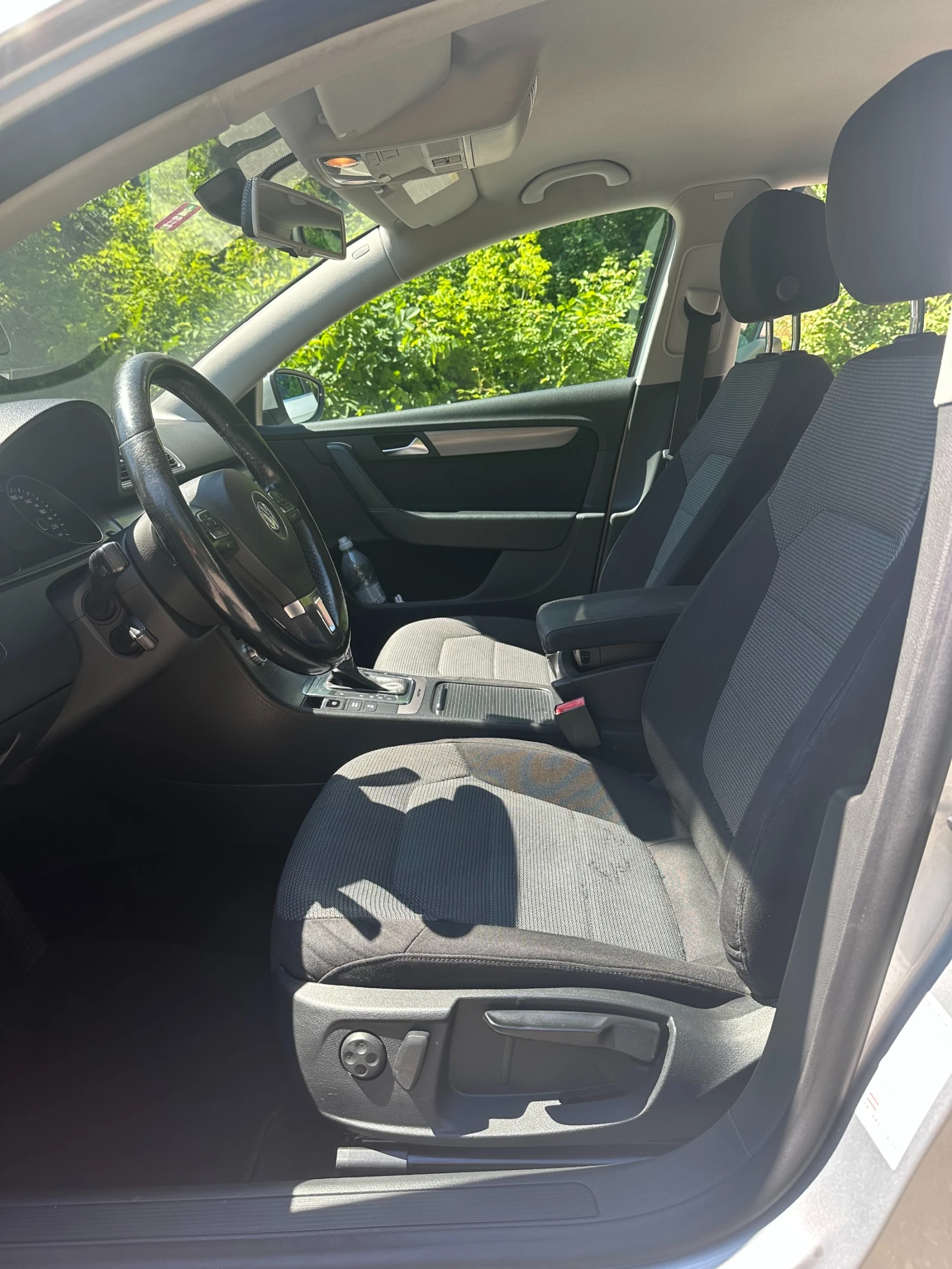 VW Passat 2.0 TDI 170 DSG6 4Motion, снимка 12 - Автомобили и джипове - 54913494