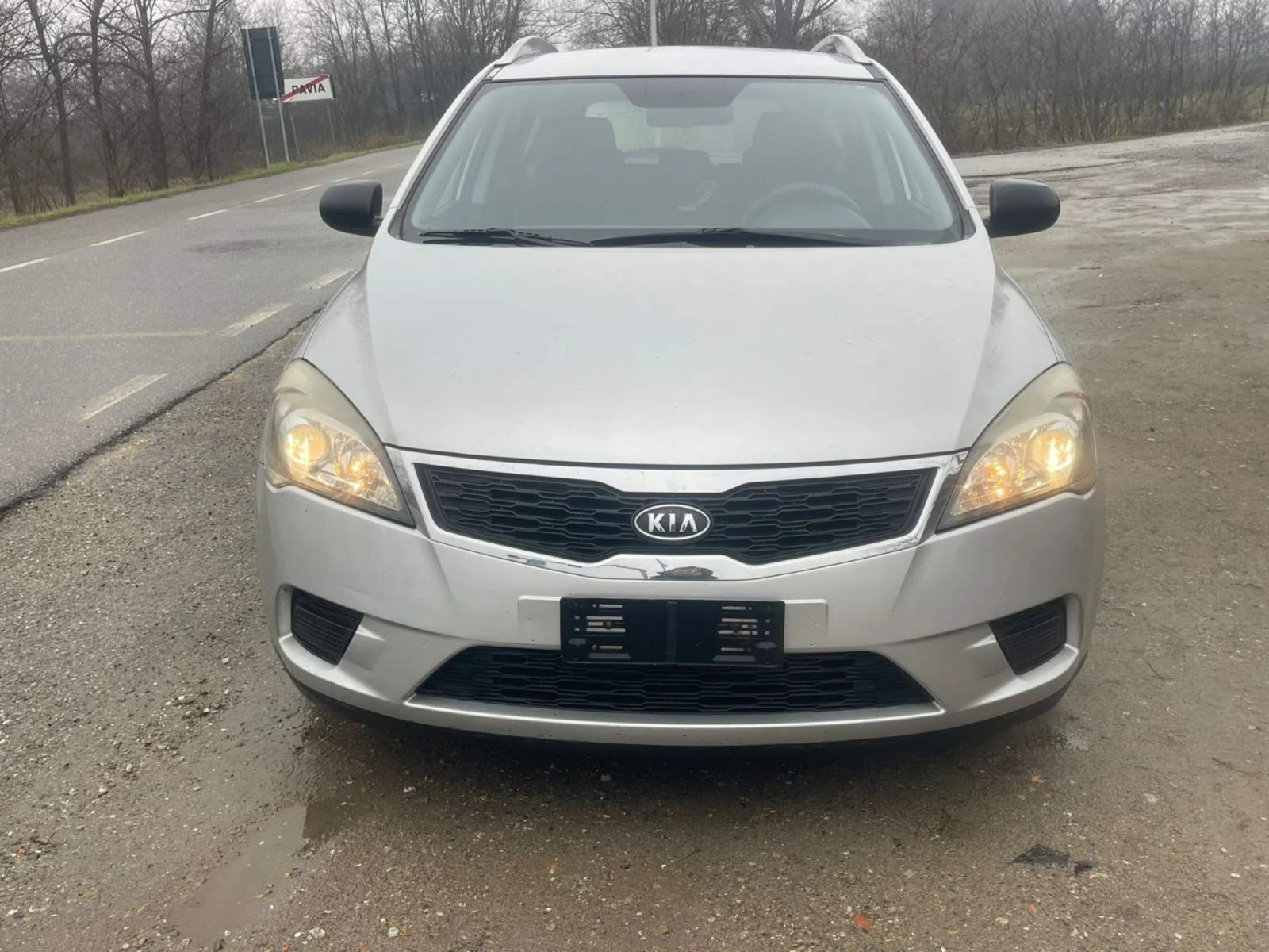 Kia Ceed 1.4 газ, снимка 2 - Автомобили и джипове - 55008053