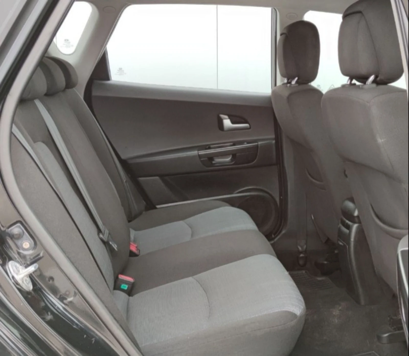 Kia Ceed 1.4 газ, снимка 8 - Автомобили и джипове - 55008053