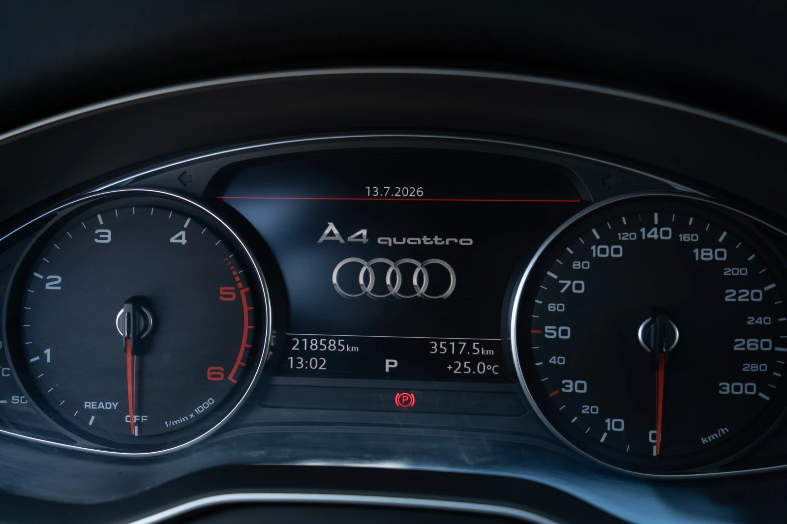 Audi A4 AVANT = QUATTRO = 2.0TDI = 190HP = TOP = ЛИЗИНГ, снимка 13 - Автомобили и джипове - 55292164