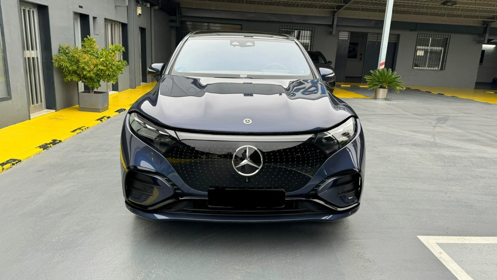 Mercedes-Benz EQS SUV 450 4-MATIC