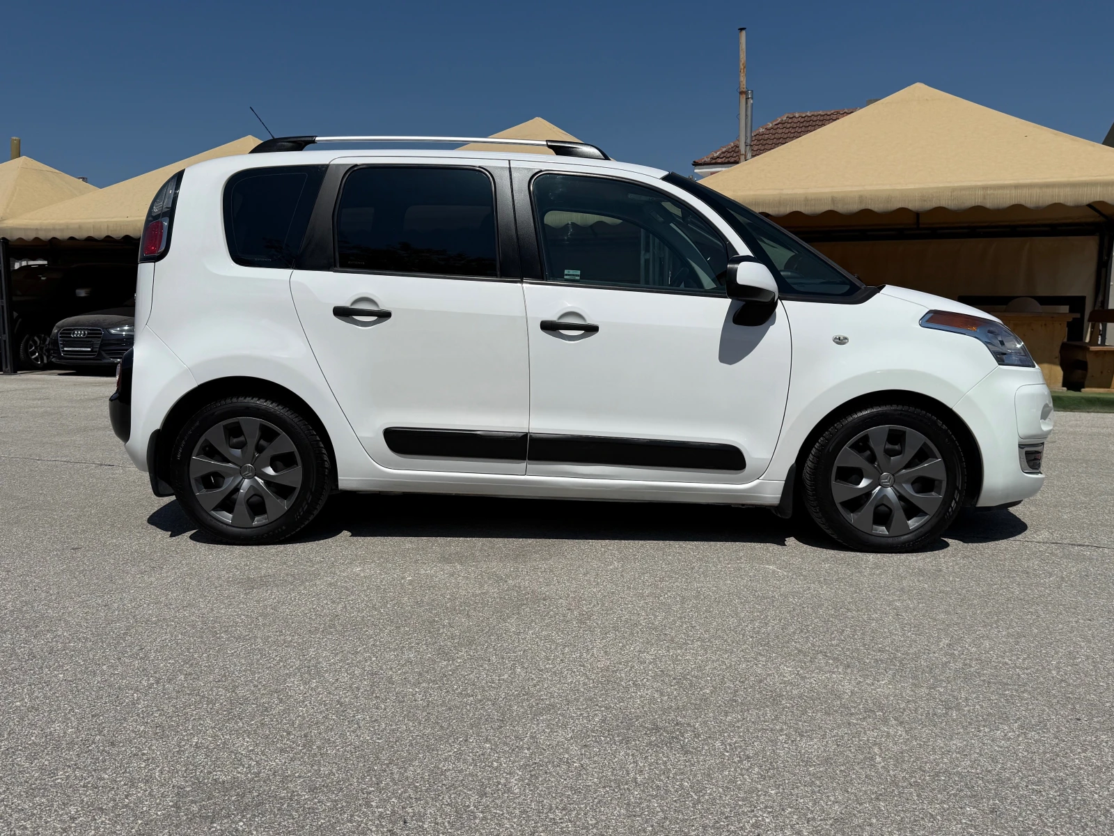 Citroen C3 Picasso 1.6HDI ! ТОП СЪСТОЯНИЕ !, снимка 4 - Автомобили и джипове - 55613069