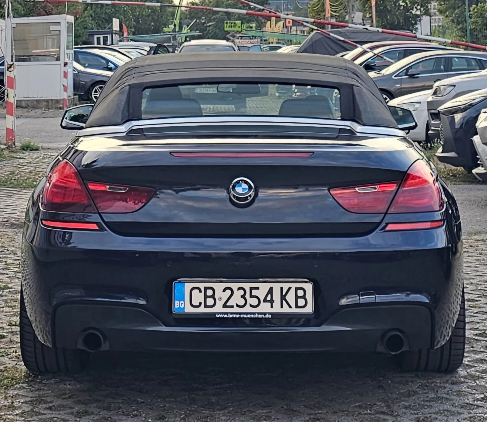 BMW 640 i Cabrio M-Sport Facelift SoftClose HUD Keyless, снимка 6 - Автомобили и джипове - 55616434