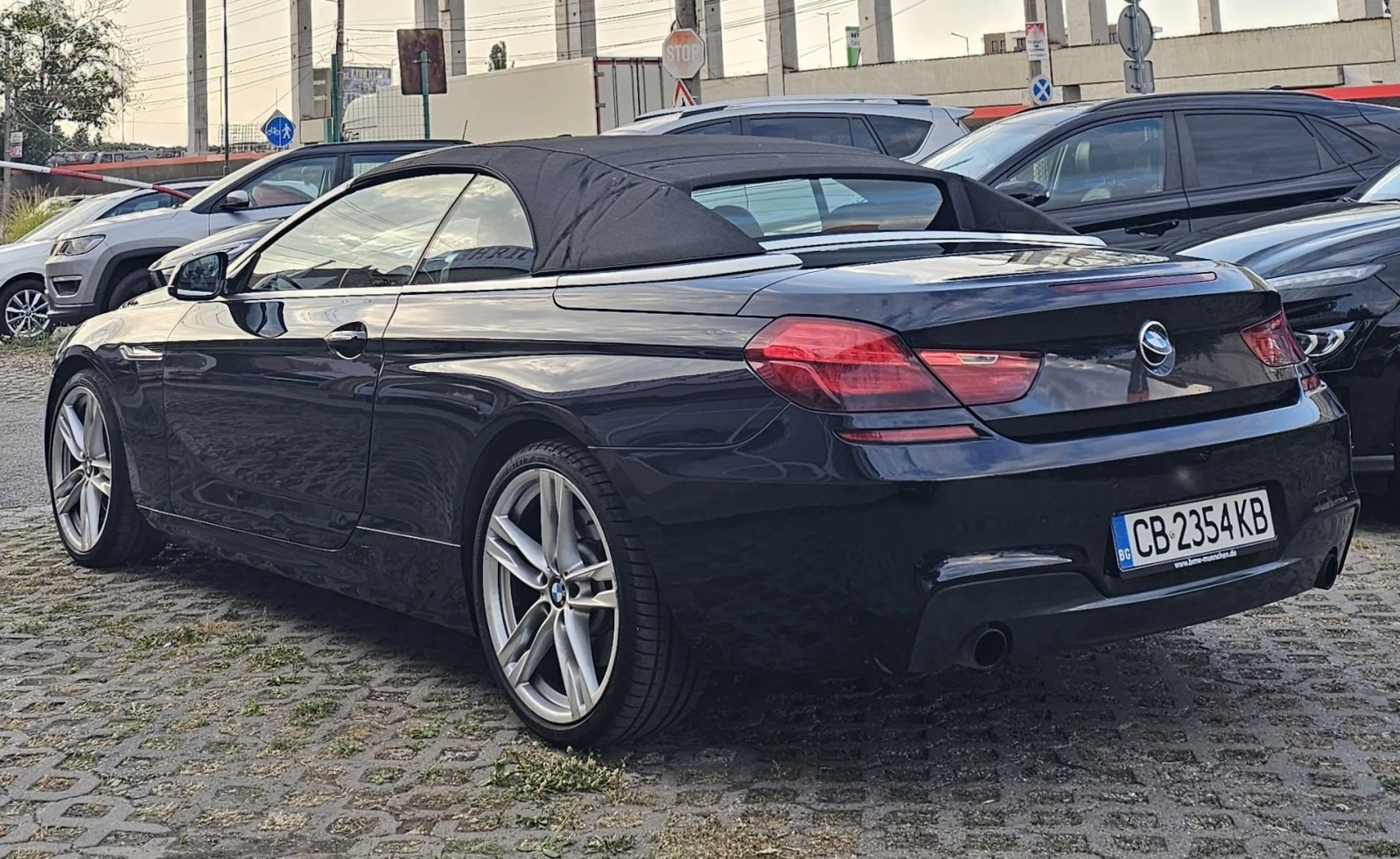 BMW 640 i Cabrio M-Sport Facelift SoftClose HUD Keyless, снимка 5 - Автомобили и джипове - 55616434