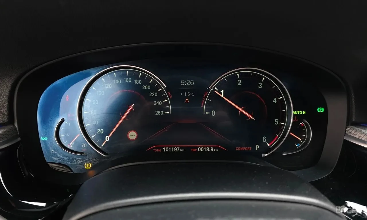 BMW 520 * 520d M Sport package * ЦЕНА ДО БГ, снимка 8 - Автомобили и джипове - 55963436