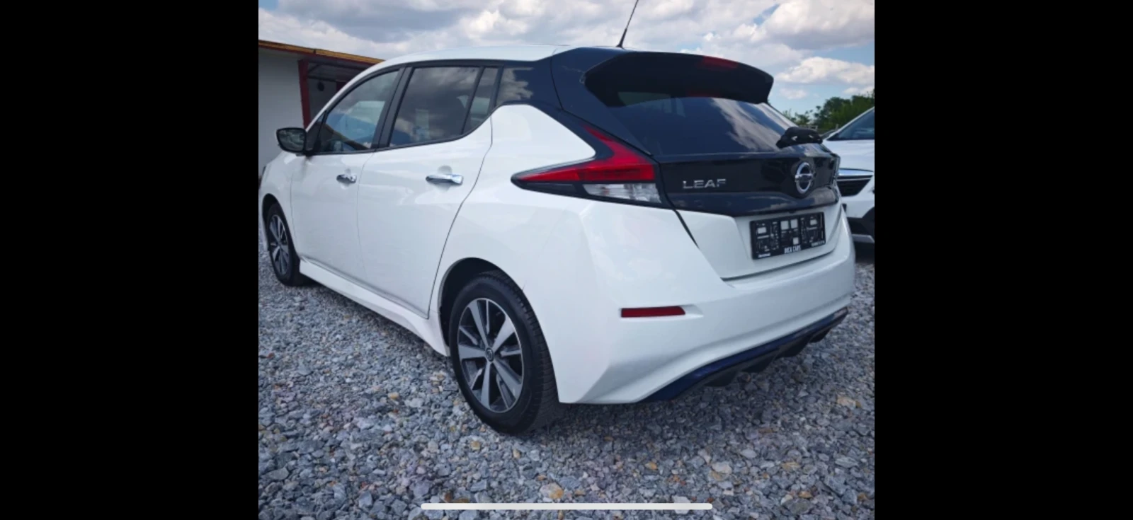 Nissan Leaf , снимка 2 - Автомобили и джипове - 56168025