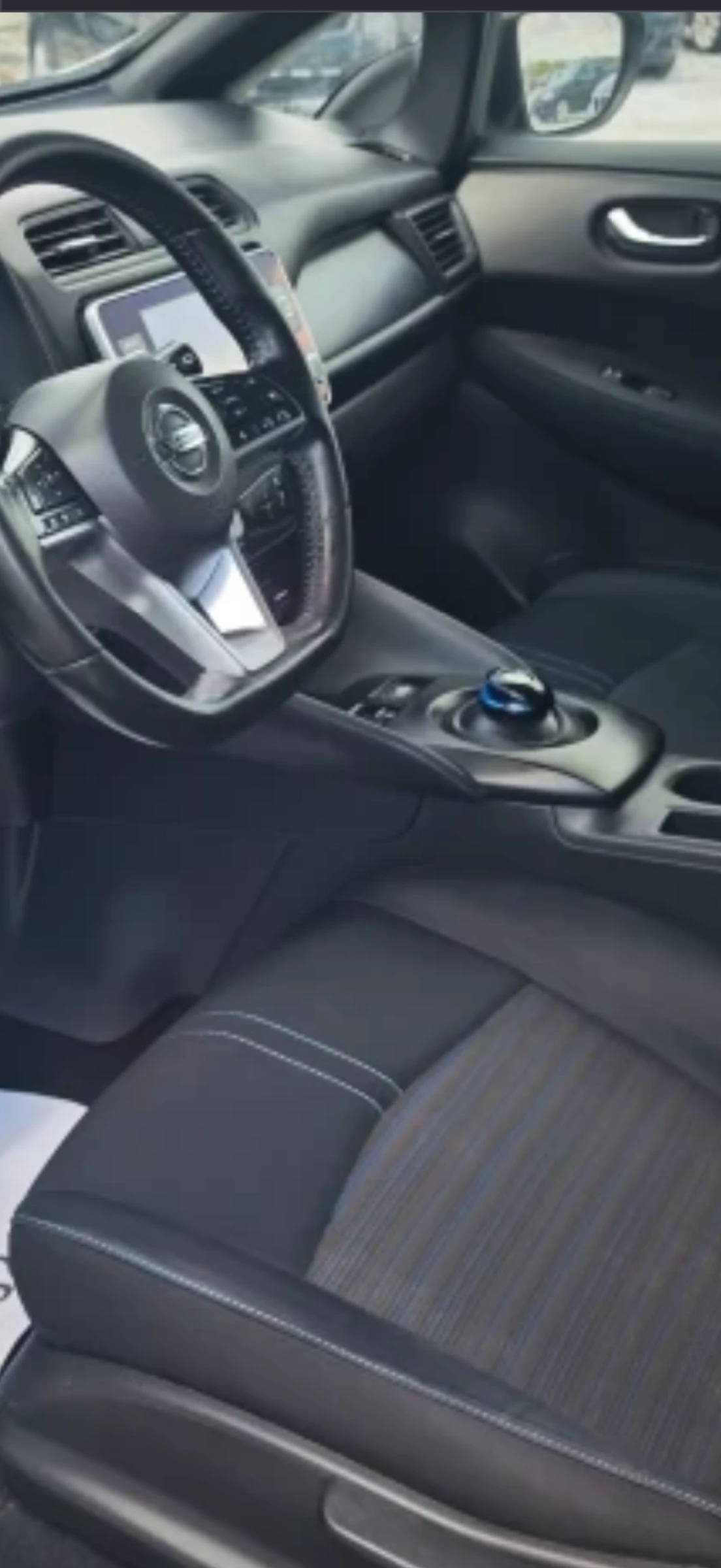 Nissan Leaf , снимка 3 - Автомобили и джипове - 56168025