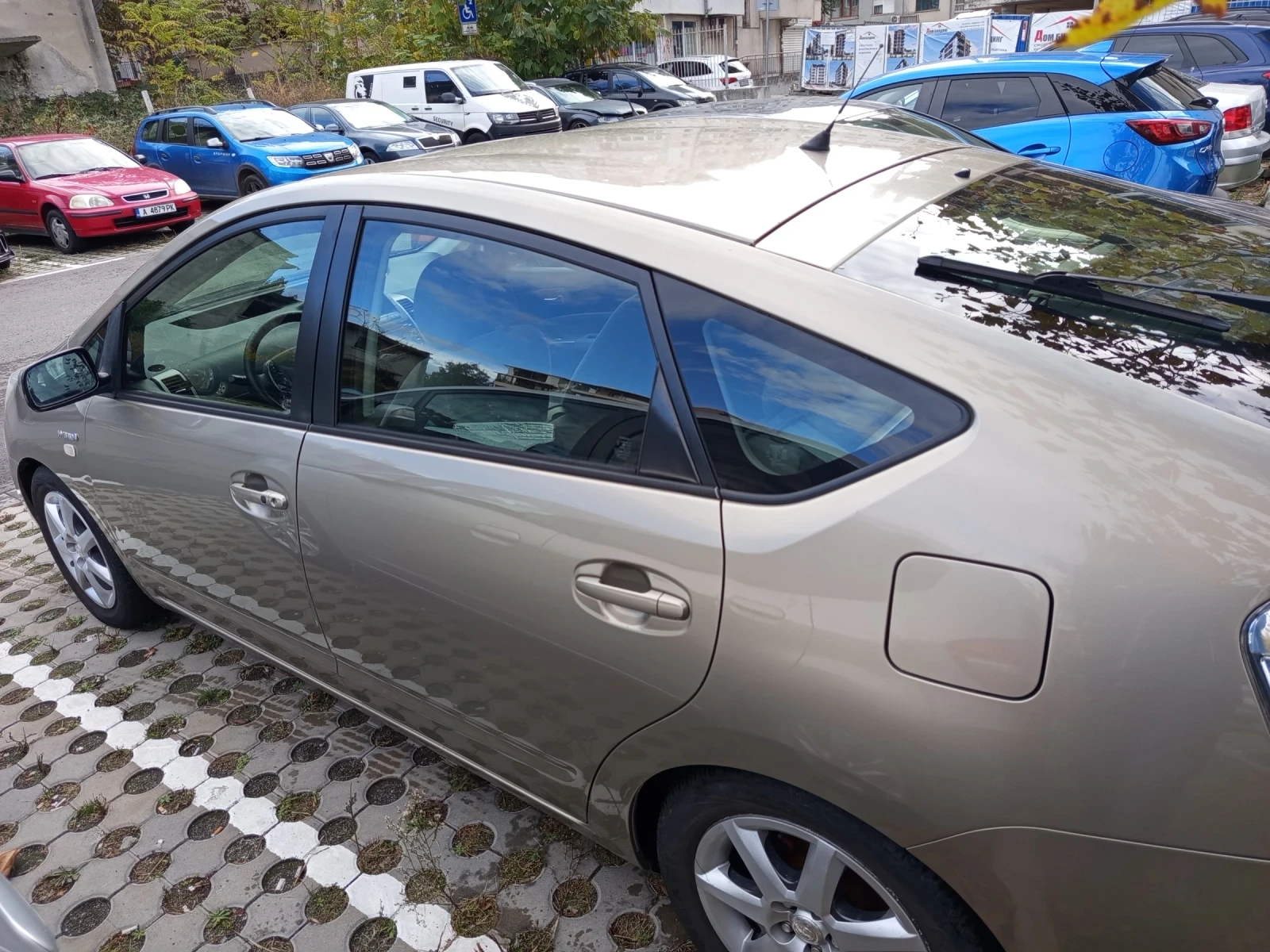 Toyota Prius 1.5 vvti Hybrid e-cvt | Mobile.bg � ����������� 4