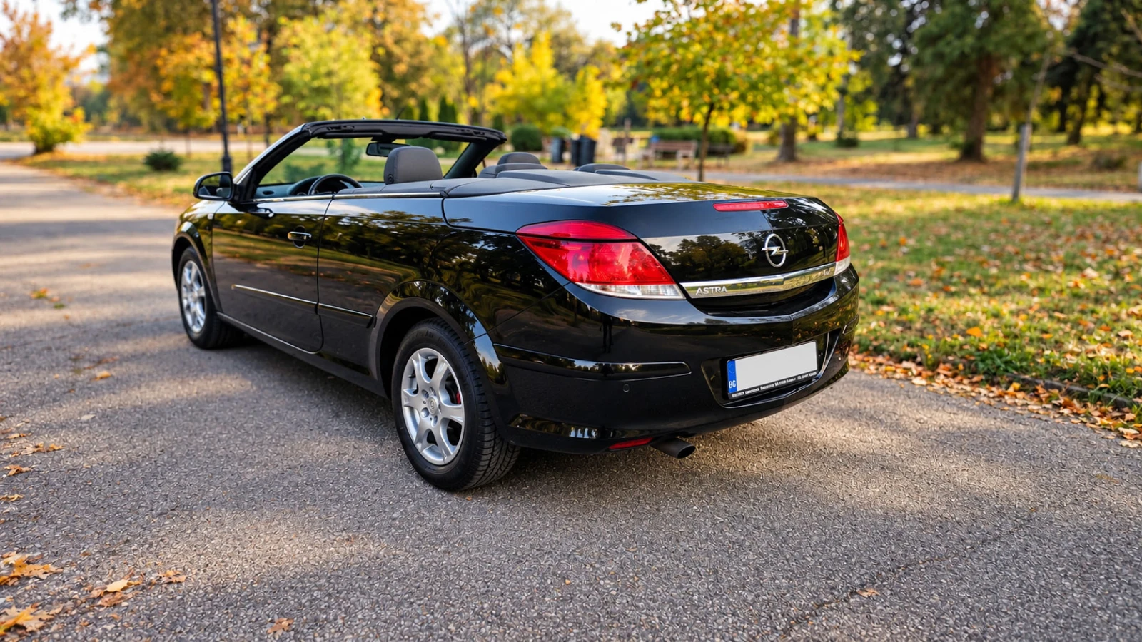 Opel Astra TwinTop 1.8 ГАЗ, снимка 3 - Автомобили и джипове - 56645565