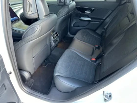 Mercedes-Benz GLC 200 AMG 4Matic В гаранция, снимка 9
