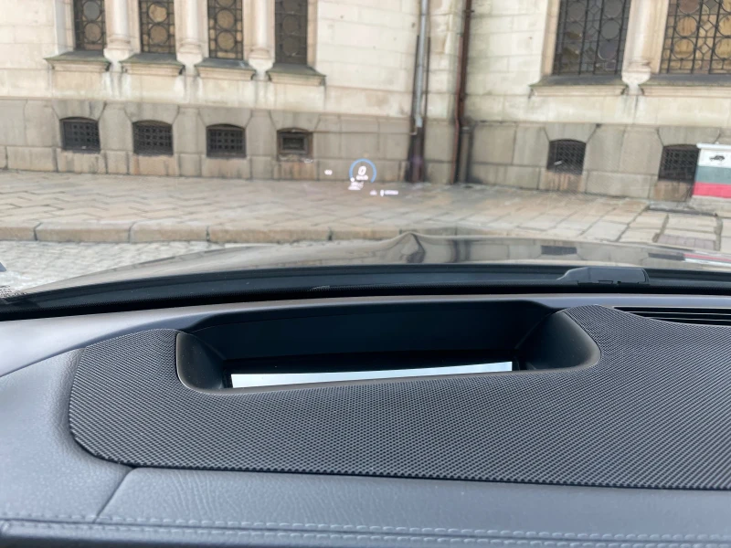 Mercedes-Benz GLE 400  4Matic* AMG* Head-Up* 360* Pano, снимка 11 - Автомобили и джипове - 50701153