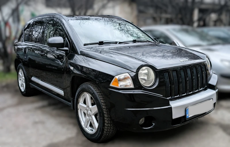 Jeep Compass 2.0 CDI - 4x4, снимка 2 - Автомобили и джипове - 52321193
