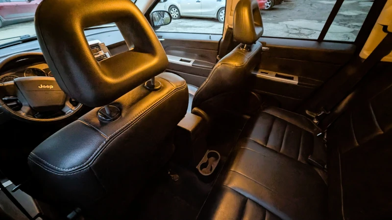 Jeep Compass 2.0 CDI - 4x4, снимка 4 - Автомобили и джипове - 52321193