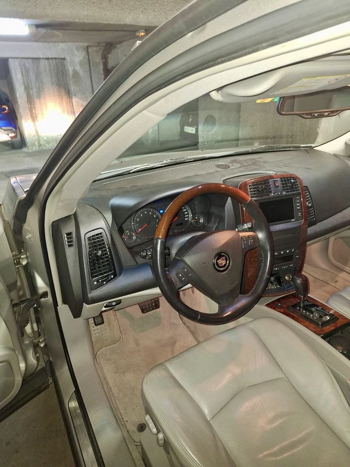 Cadillac Srx  - изображение 4