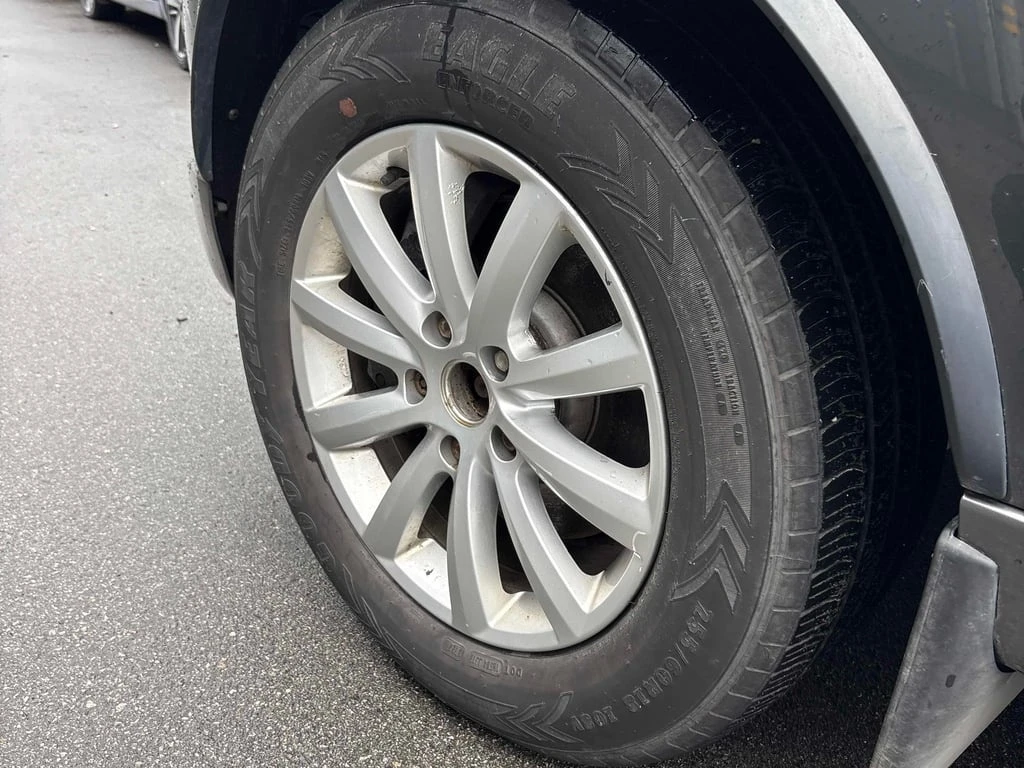 Audi Q7 * 3.0L Sport * CARFAX * ЦЕНА ДО БГ - изображение 6