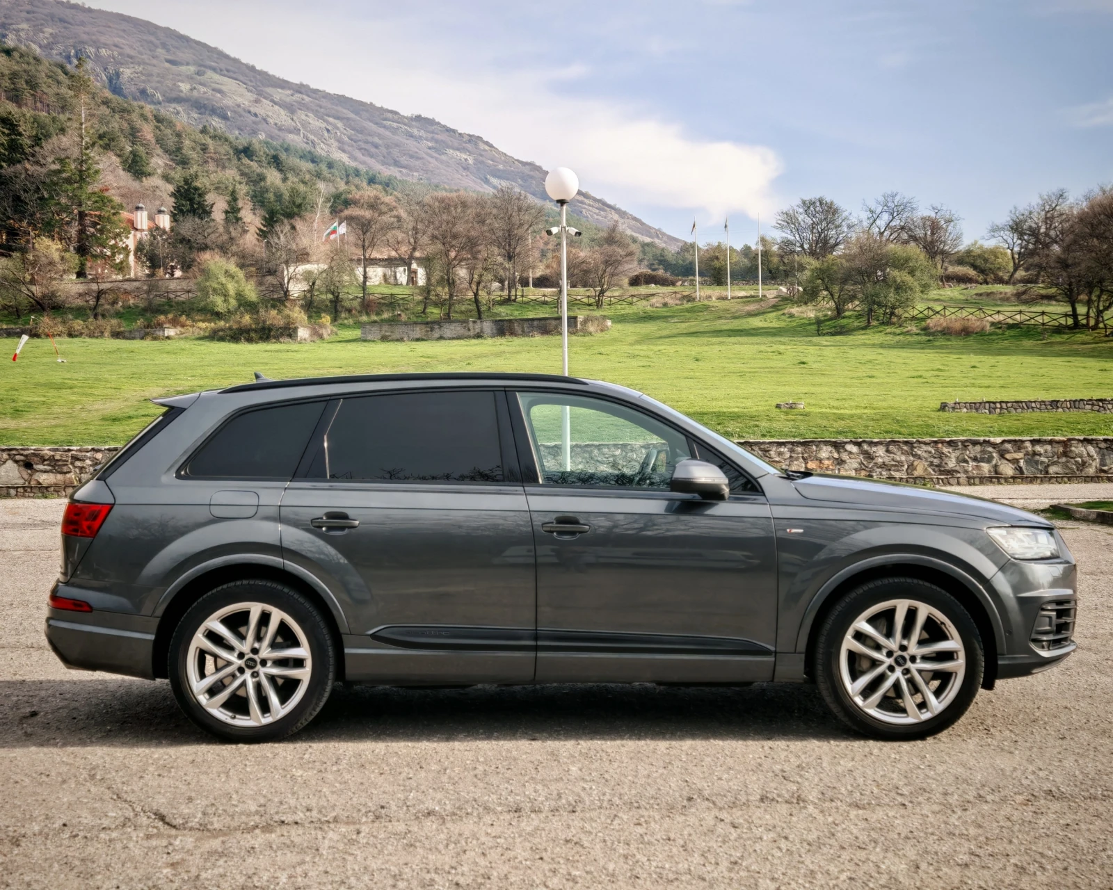 Audi Q7 3.0 TFSI FULL 6+ 1 - изображение 8