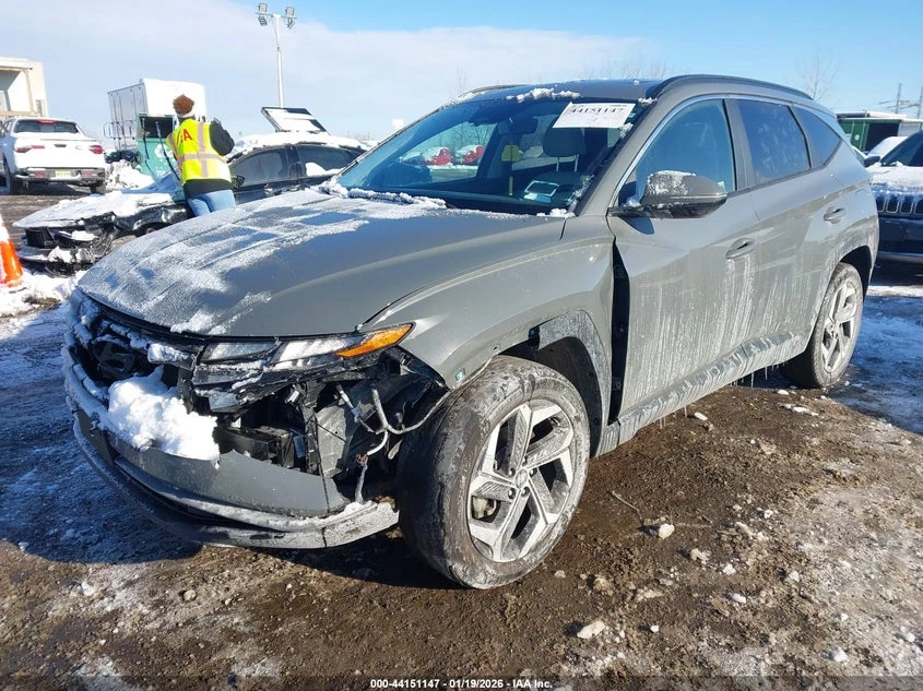 Hyundai Tucson 2.5L I-4 DI, DOHC, VVT, 187HP All Wheel Drive, снимка 2 - Автомобили и джипове - 53829085