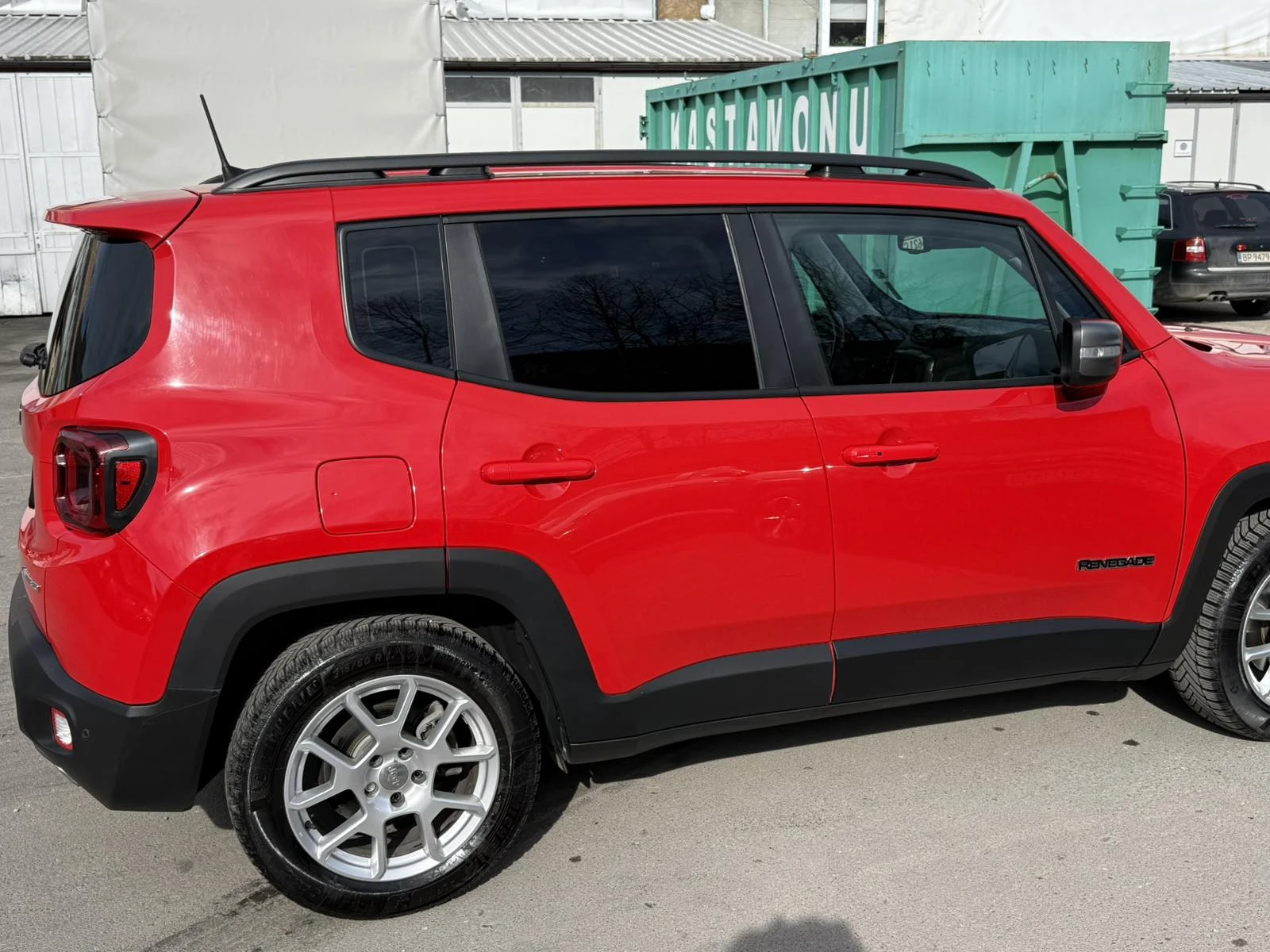 Jeep Renegade Limited, снимка 2 - Автомобили и джипове - 53833987
