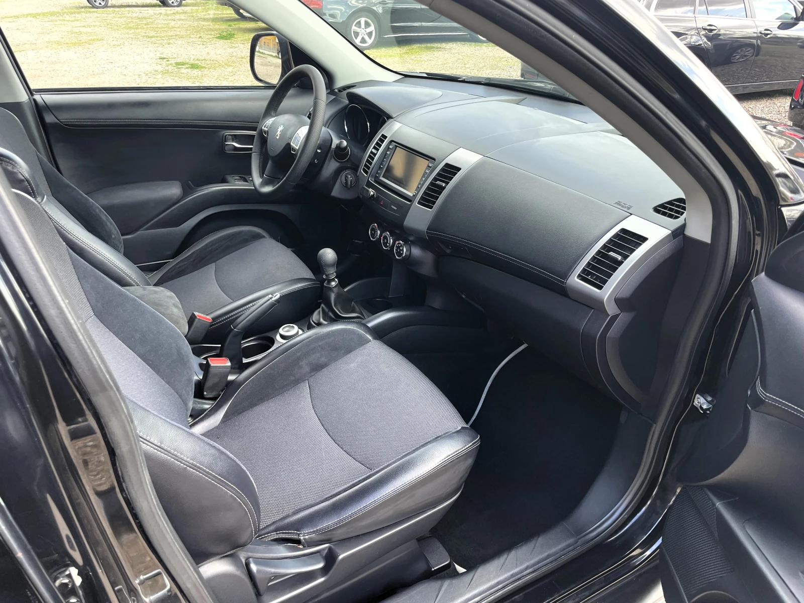 Peugeot 4007 2.2 HDI-4x4-6 ��/NAVI-KAMERA+ DVD | Mobile.bg � ����������� 13