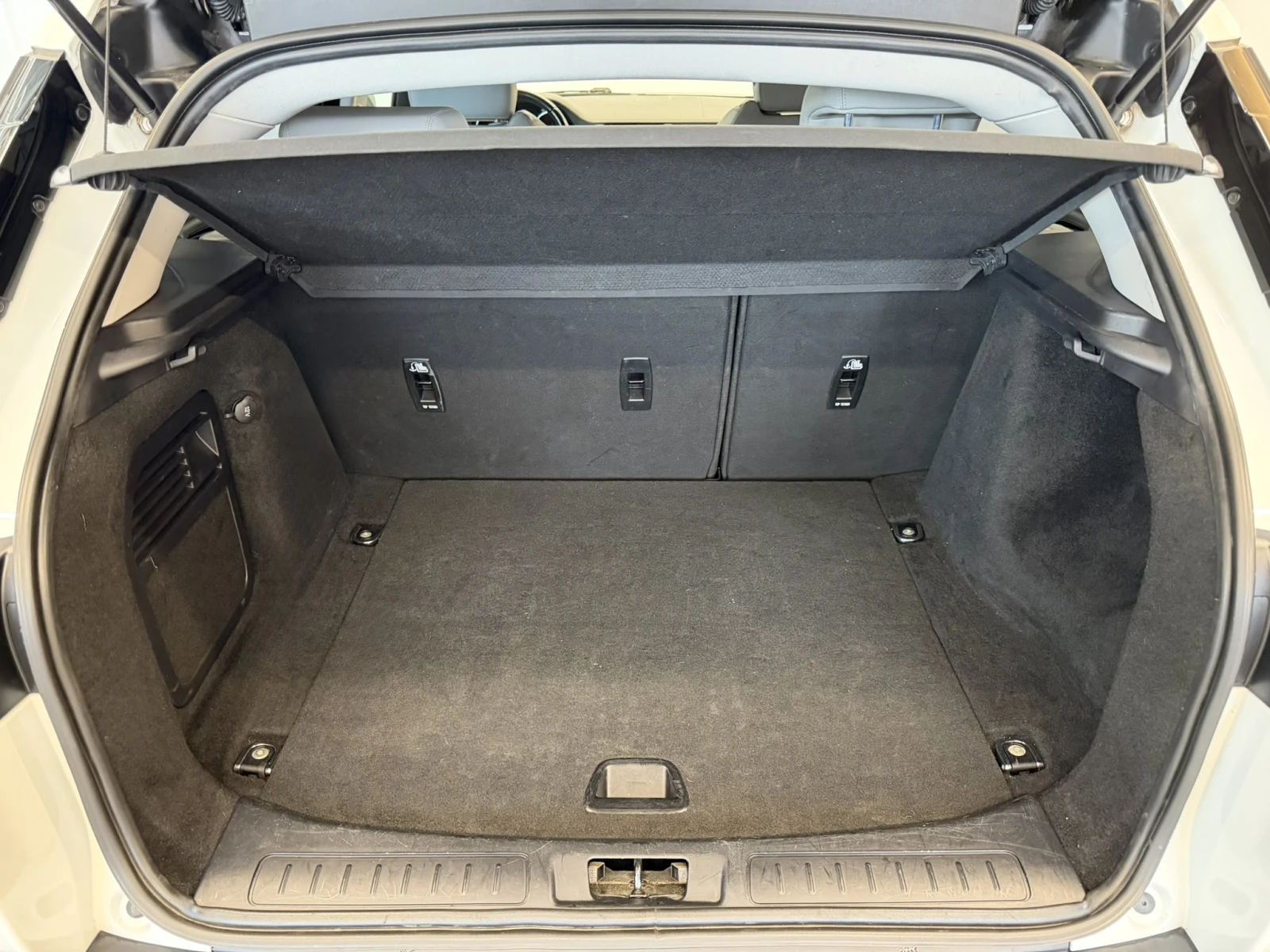 Land Rover Range Rover Evoque SE DYNAMIC AWD, снимка 17 - Автомобили и джипове - 54312386