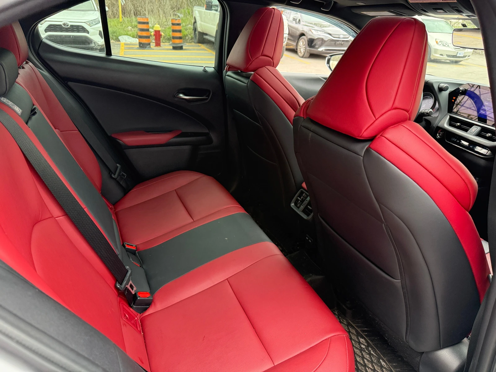 Lexus UX 250h F SPORT * * ��������� * * CARFAX * * ���� ������  | Mobile.bg � ����������� 12
