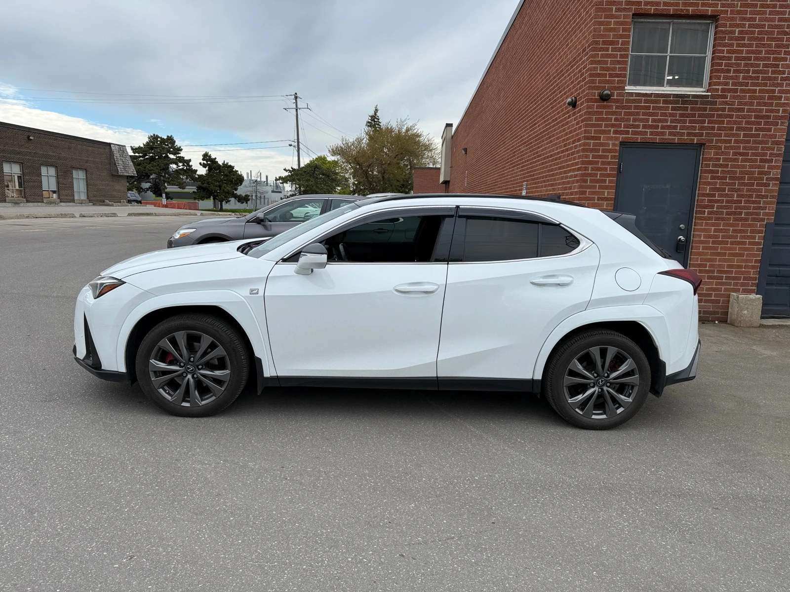 Lexus UX 250h F SPORT * * ��������� * * CARFAX * * ���� ������  | Mobile.bg � ����������� 4