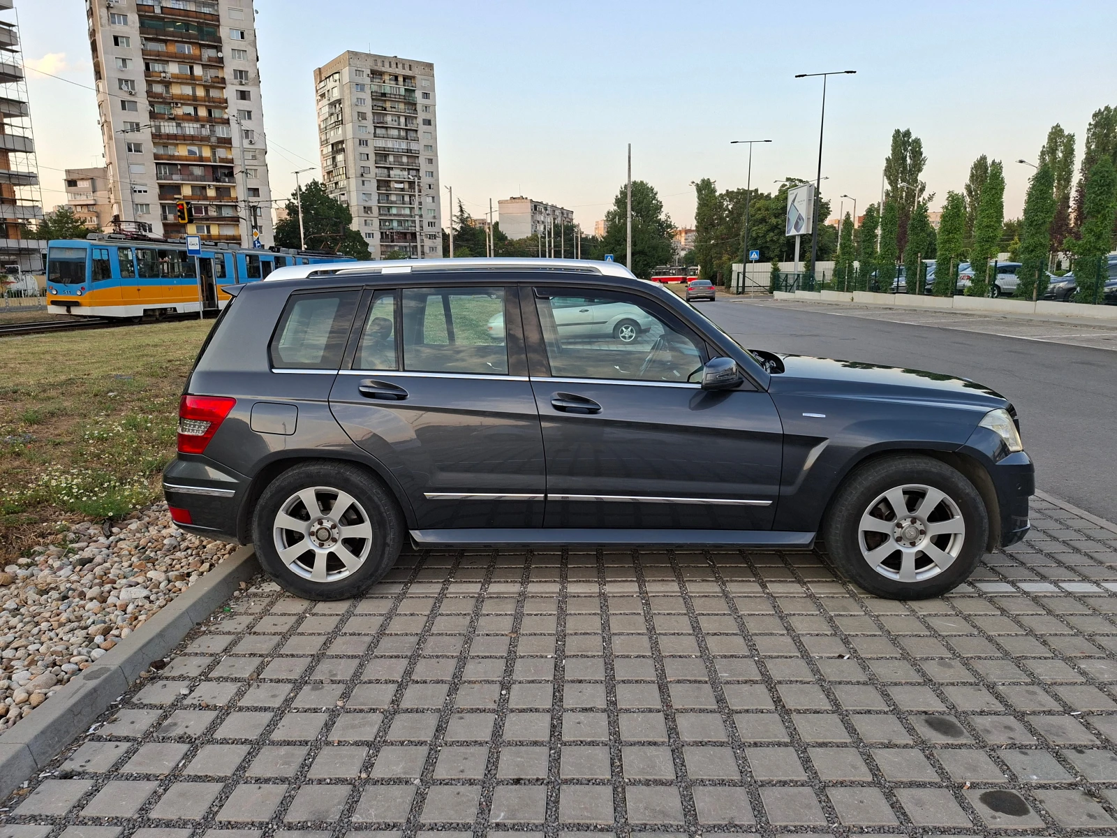 Mercedes-Benz GLK, снимка 5 - Автомобили и джипове - 55657940