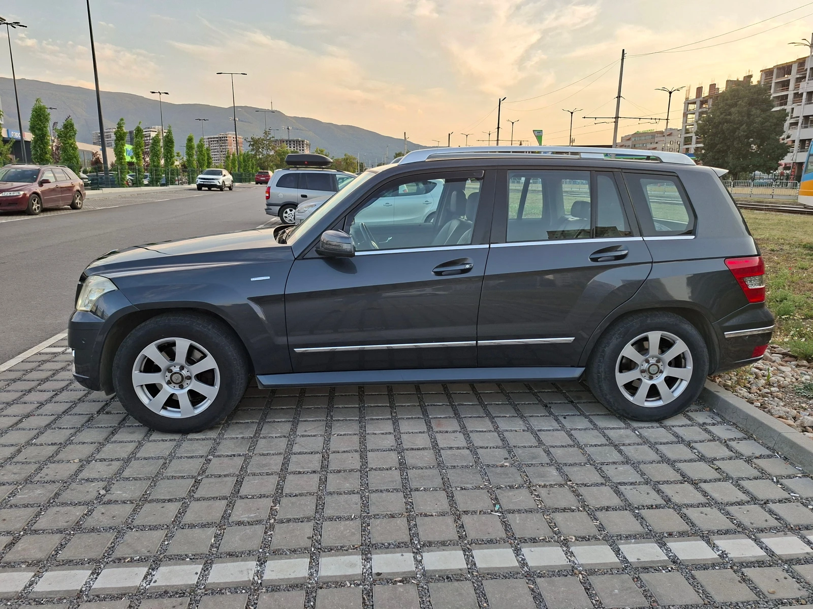 Mercedes-Benz GLK, снимка 4 - Автомобили и джипове - 55657940