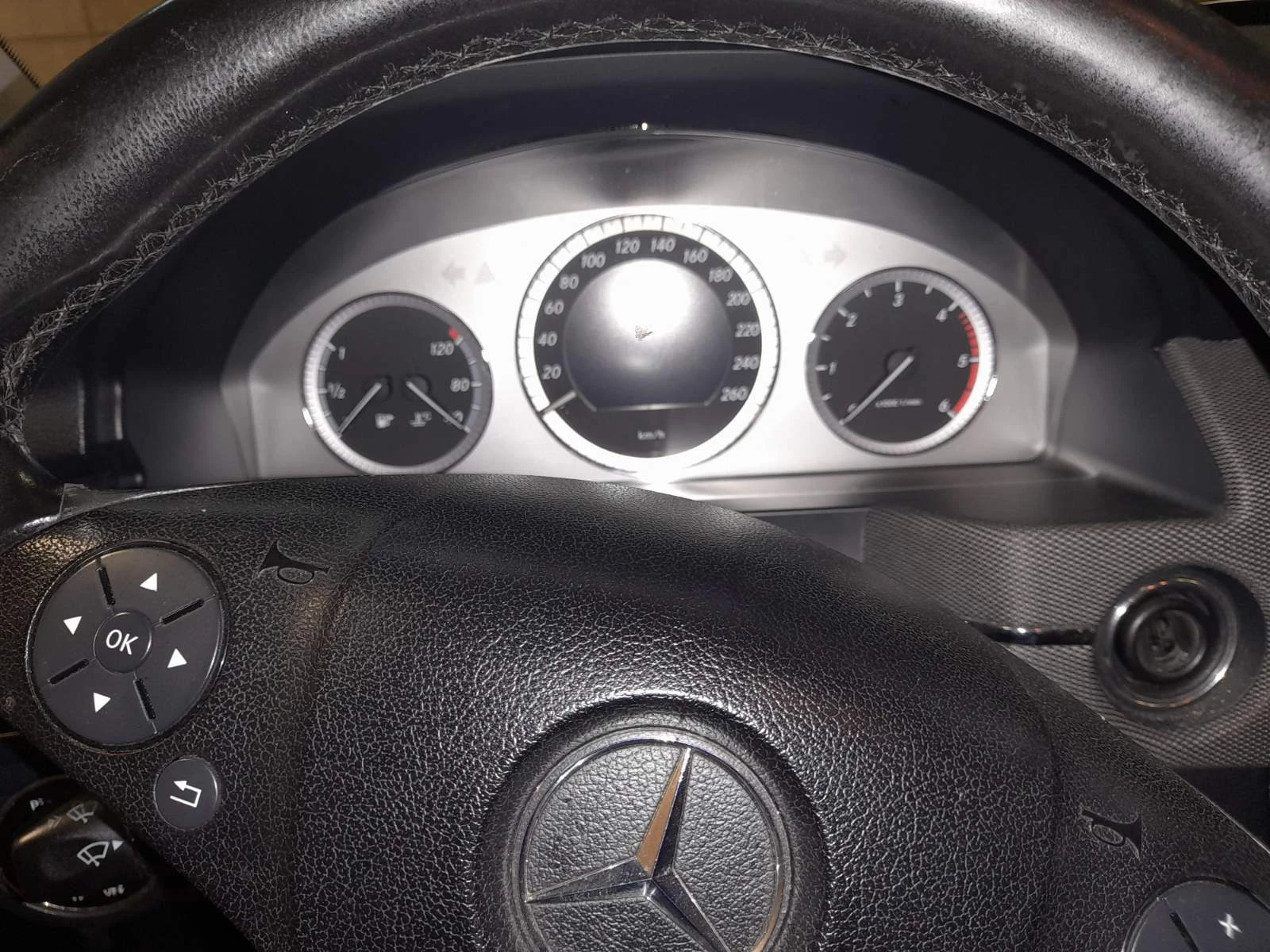 Mercedes-Benz GLK, снимка 5 - Автомобили и джипове - 54646064