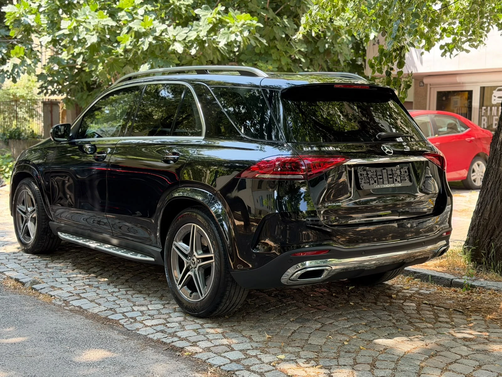 Mercedes-Benz GLE 300 d 4MATIC AMG Line, снимка 4 - Автомобили и джипове - 55174994