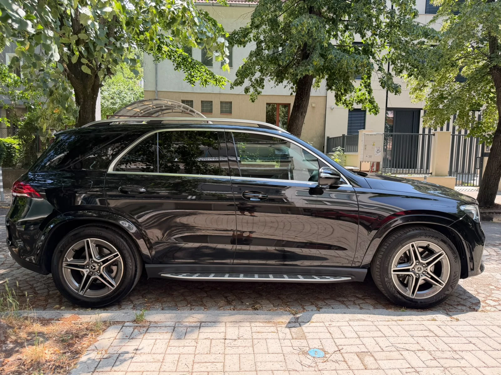 Mercedes-Benz GLE 300 d 4MATIC AMG Line, снимка 6 - Автомобили и джипове - 55174994