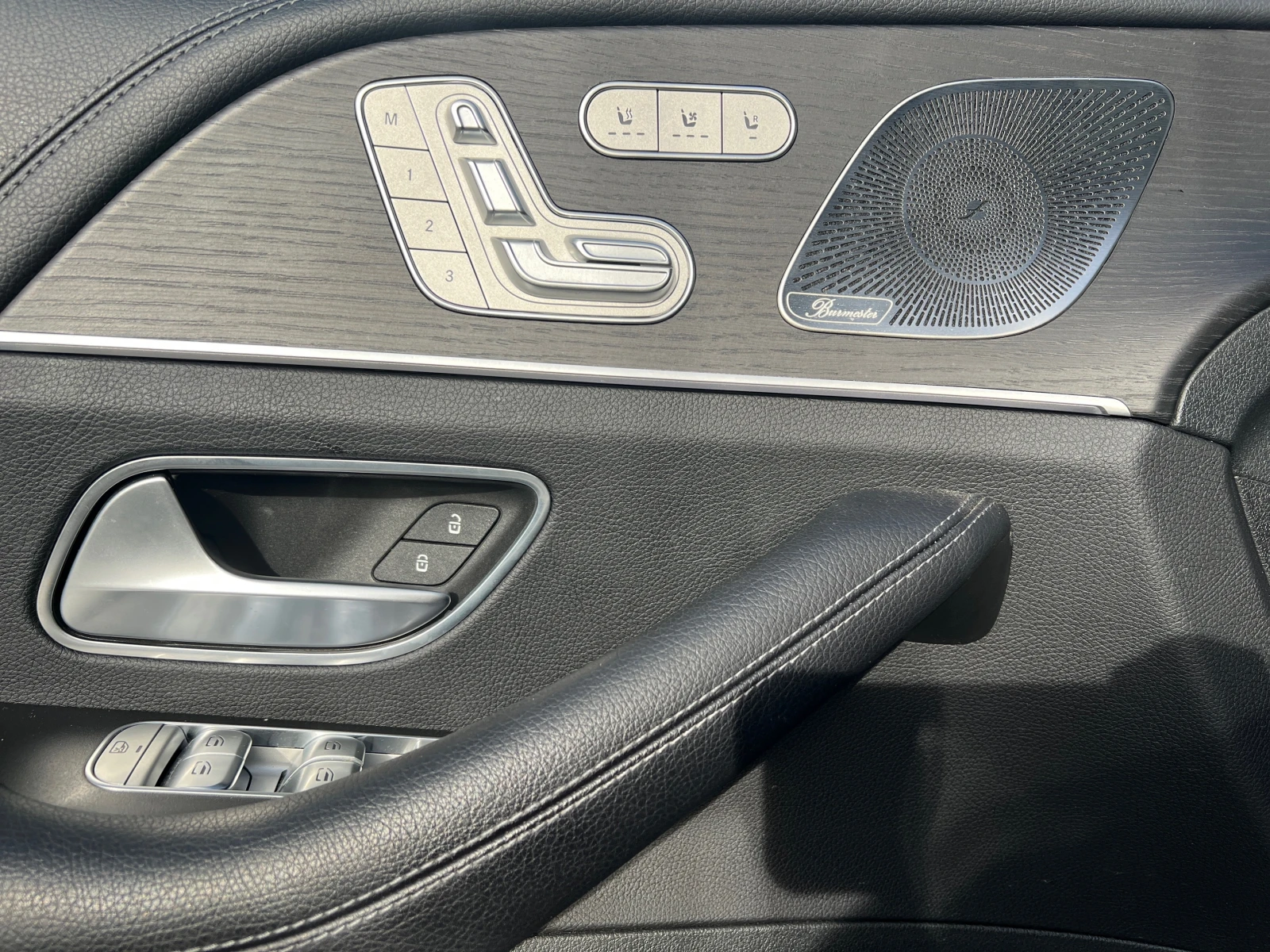 Mercedes-Benz GLE 400 e 4MATIC, снимка 10 - Автомобили и джипове - 56600188