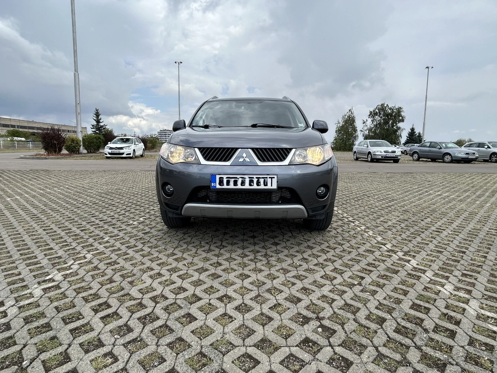 Mitsubishi Outlander 2.0