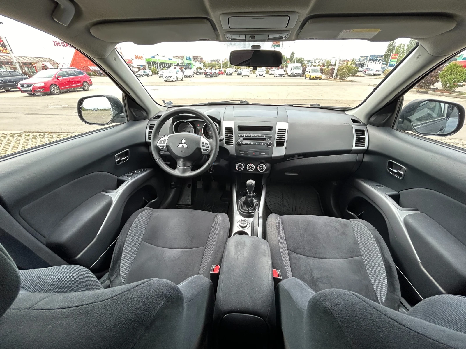 Mitsubishi Outlander 2.0, снимка 13 - Автомобили и джипове - 56744654